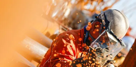 trabajador-industria-533x261