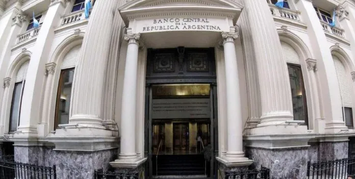 Banco-Central2-696x351