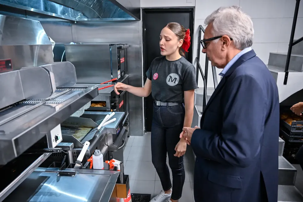 mail - 2025-04-15T150919.500