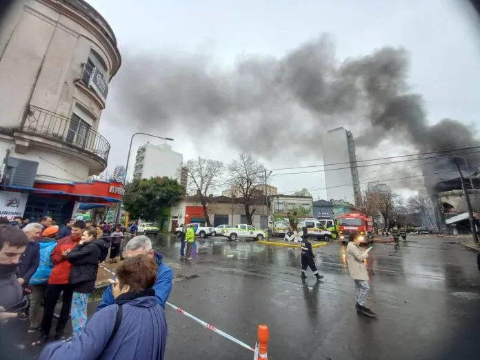 Incendio-La-Plata-696x522