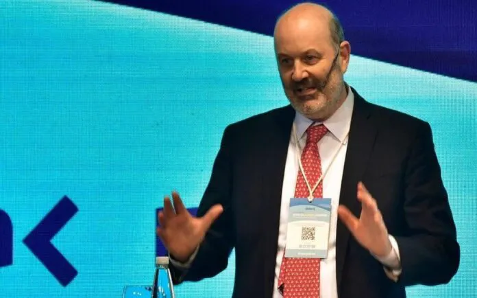 sturzenegger-en-IDEA-696x434 (1)