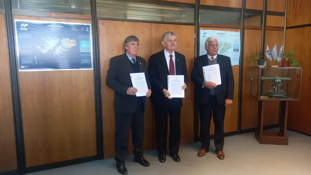 65f9222b-1ef6-4682-995a-b0d9ee26d190