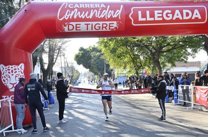 686bac44c060f_715_472!