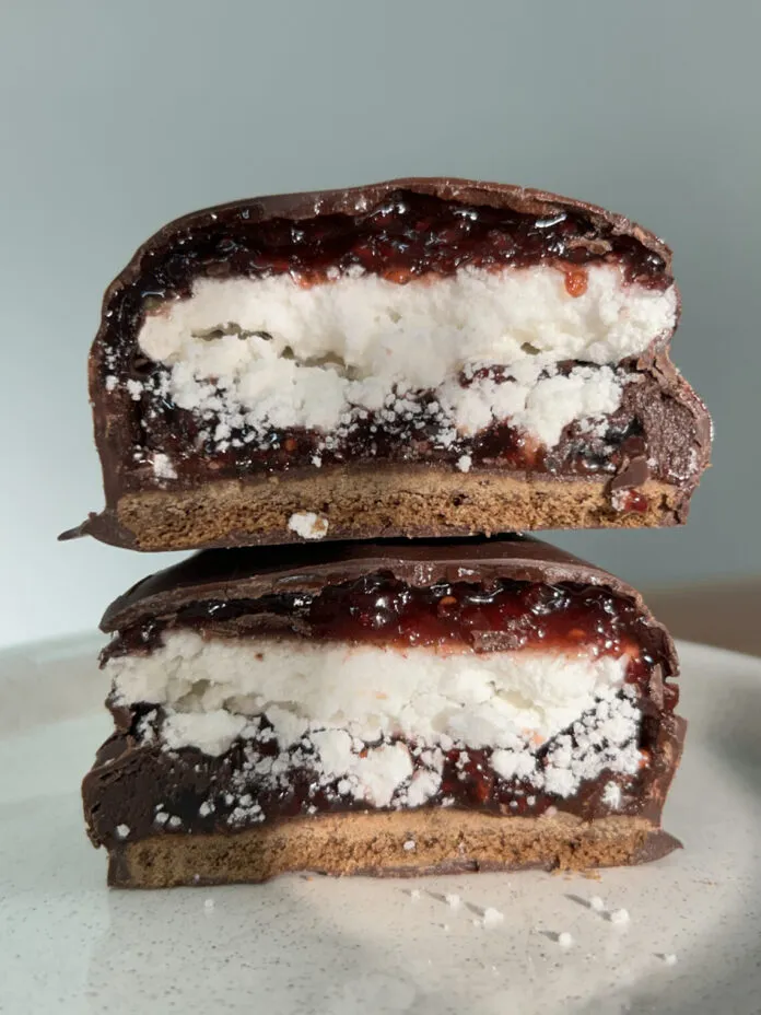 alfajor-696x928