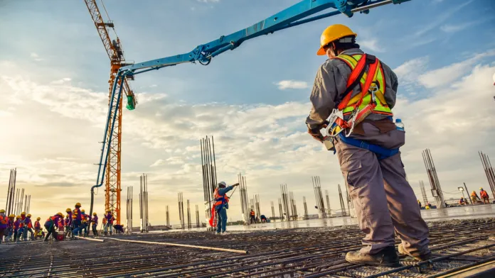 construccion-696x392