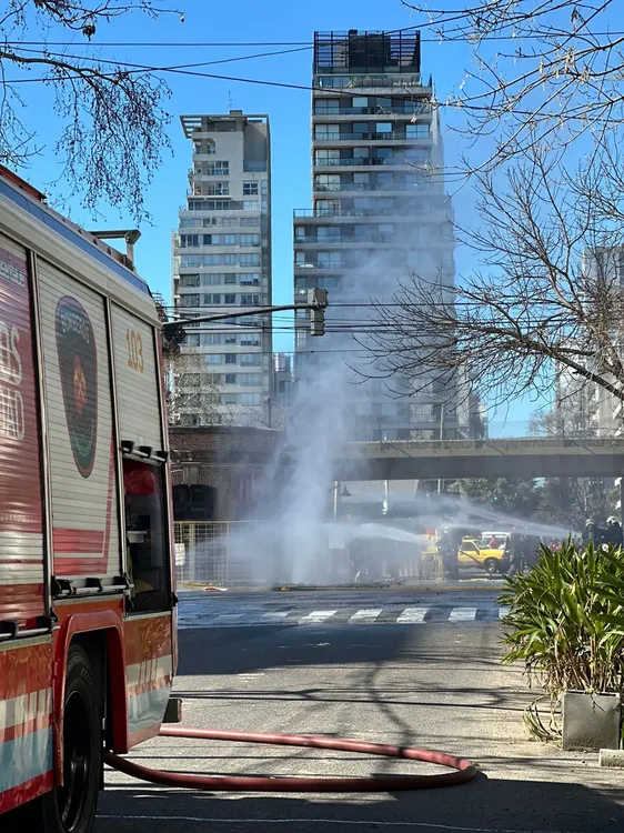 HZCUWYQKWJDXVFZKCG64VH4UIU