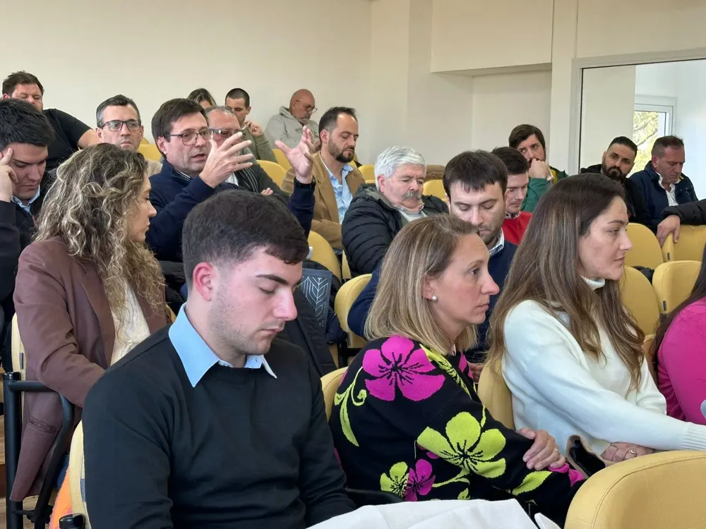 72cbbb28-02bc-440a-a3a0-32374c8e86cb